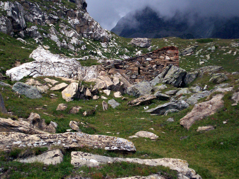 Lago e bivacco Tzan (o Cian)